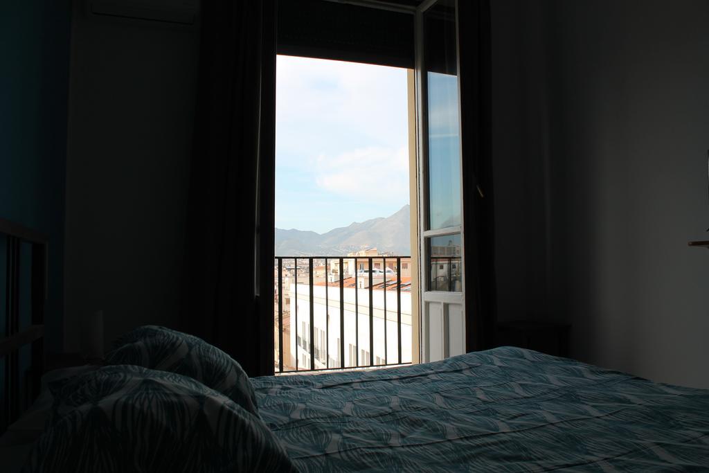 B&B Nica Domus パレルモ エクステリア 写真