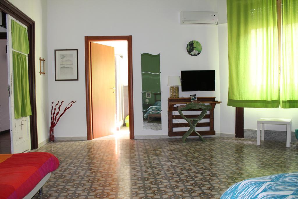 B&B Nica Domus パレルモ エクステリア 写真